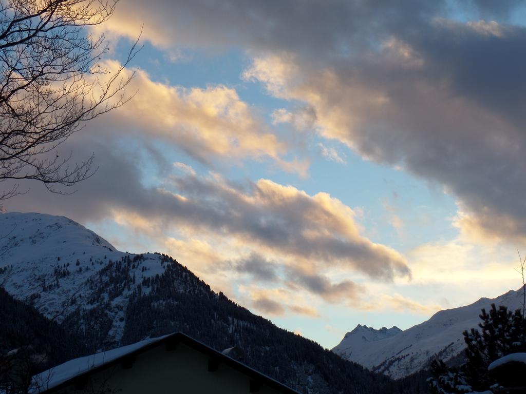 Landhaus Sonnenberg Sankt Anton am Arlberg Oda fotoğraf