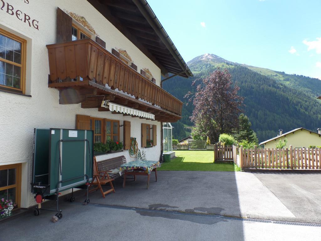 Landhaus Sonnenberg Sankt Anton am Arlberg Dış mekan fotoğraf