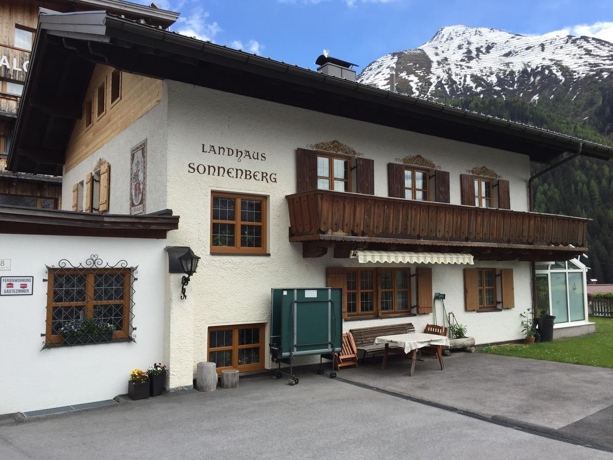 Landhaus Sonnenberg Sankt Anton am Arlberg Dış mekan fotoğraf